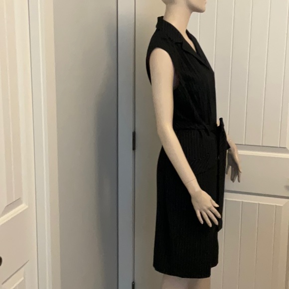 Ellen Tracy Women’s Black Pinstripe Sleeveless Dress Size 14 - Picture 5 of 10